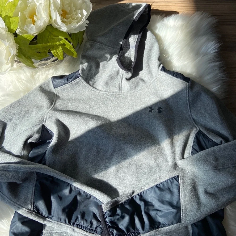 Men’s under armour black and grey hoodie - Picture 2 of 4